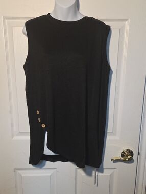 Sleeveless Black Asymmetric Tank Top with Button Detail Sz L ✨️5/$30